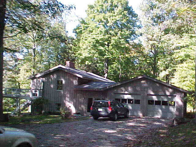 Building photograph for 38 MOORE ROAD